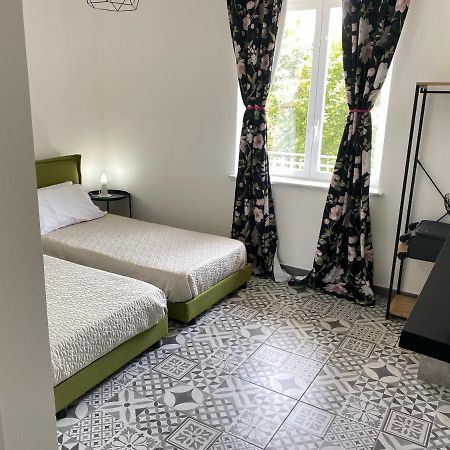 Habitat Luxury Suites Bellona Bagian luar foto