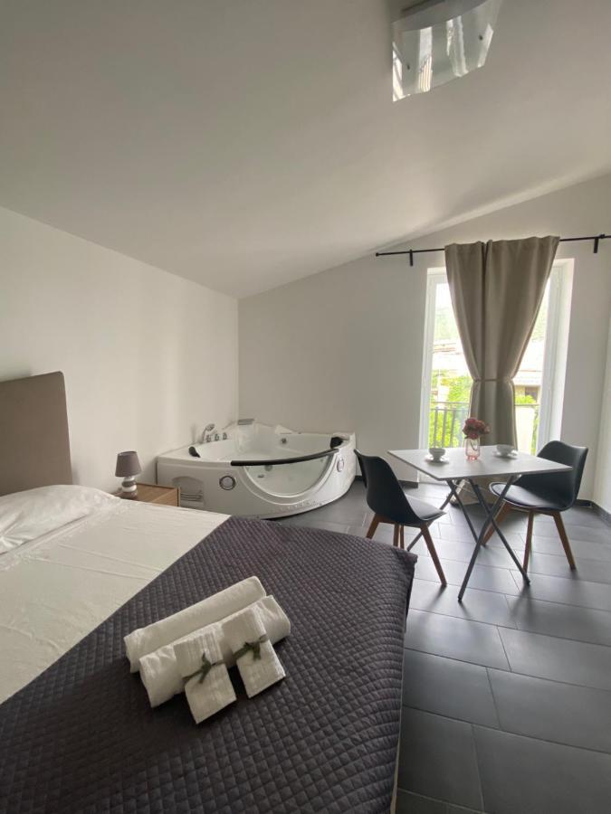 Habitat Luxury Suites Bellona Bagian luar foto