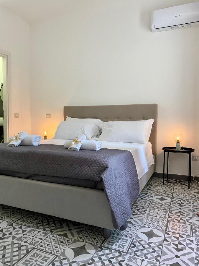Habitat Luxury Suites Bellona Bagian luar foto