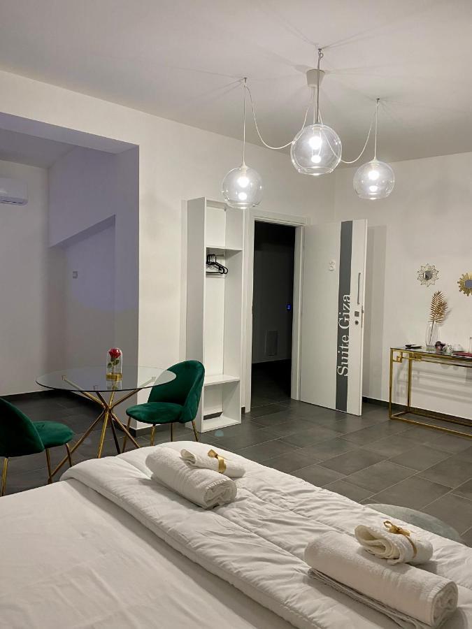 Habitat Luxury Suites Bellona Bagian luar foto