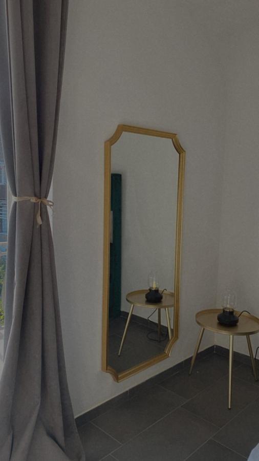 Habitat Luxury Suites Bellona Bagian luar foto