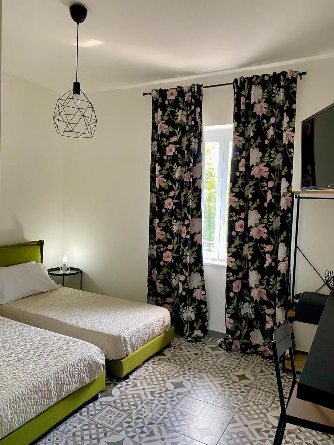 Habitat Luxury Suites Bellona Bagian luar foto